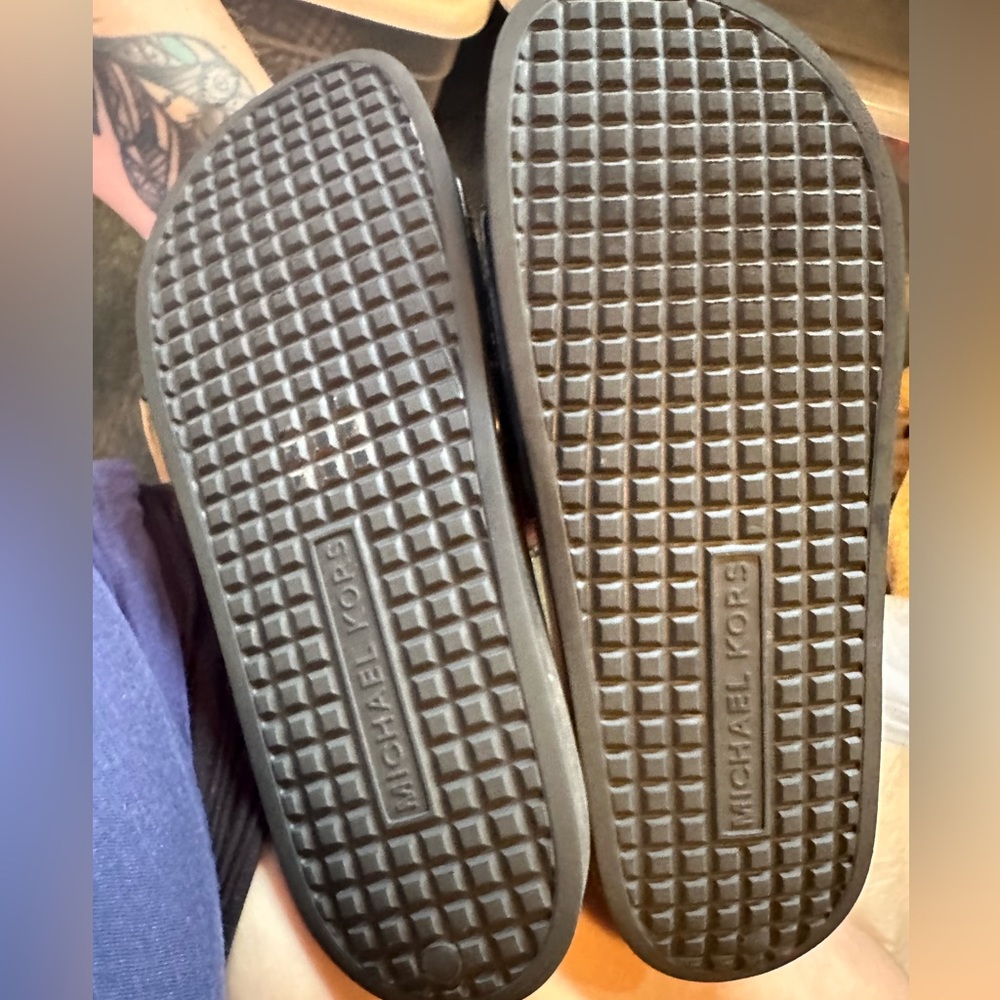 Women’s Michael Kors Slides Black size 9 - Picture 3 of 3